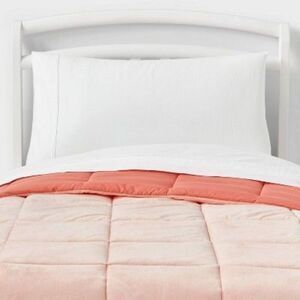 Pillowfort - Toddler Kids' Comforter Windowpane Velvet Pink - P Pink